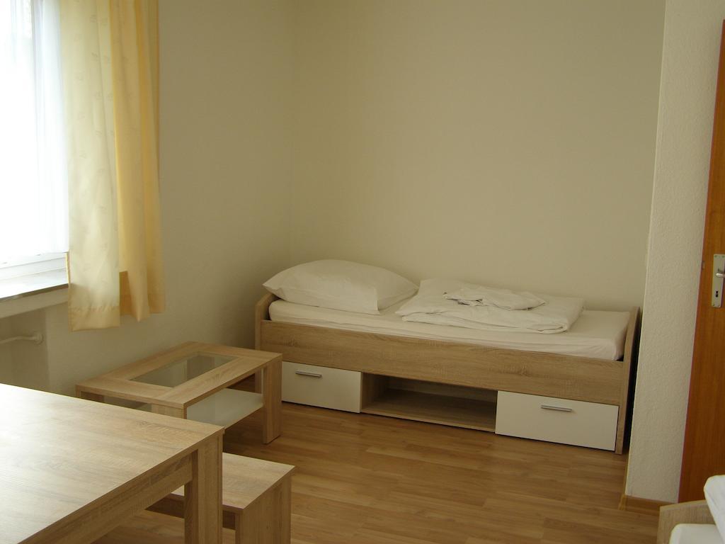 Hotel Alt Vinnhorst Hanôver Quarto foto